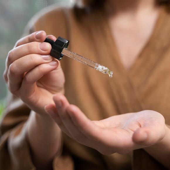 Vitamin E Oil – Ultra Moisture & Defense - Picture 10 of 11